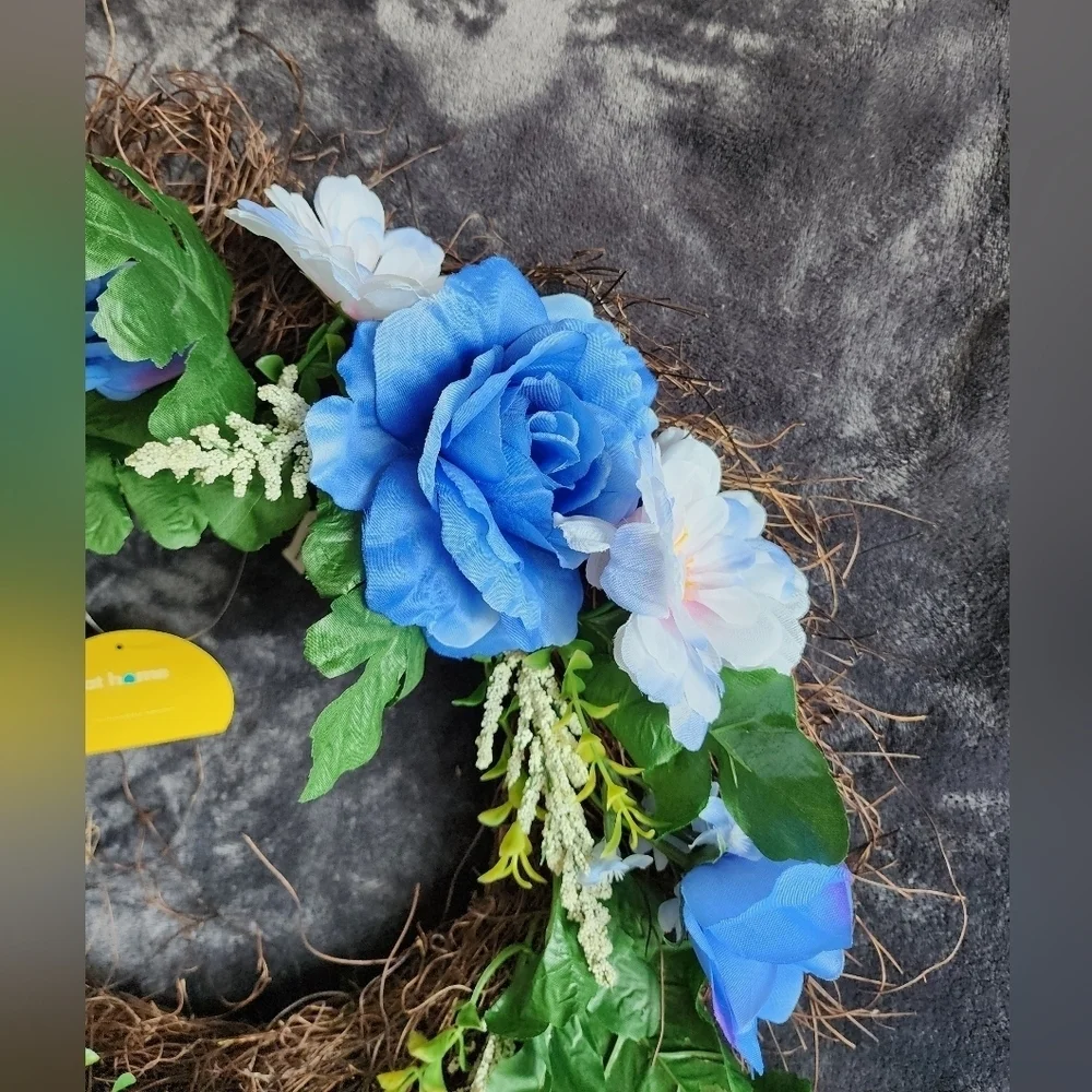 NWT spring summer blooming floral Rose Daisy Greenery leaves door wreath, 20'